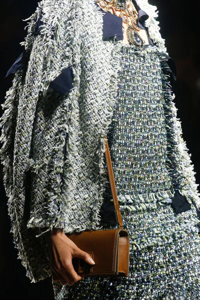 Look 71